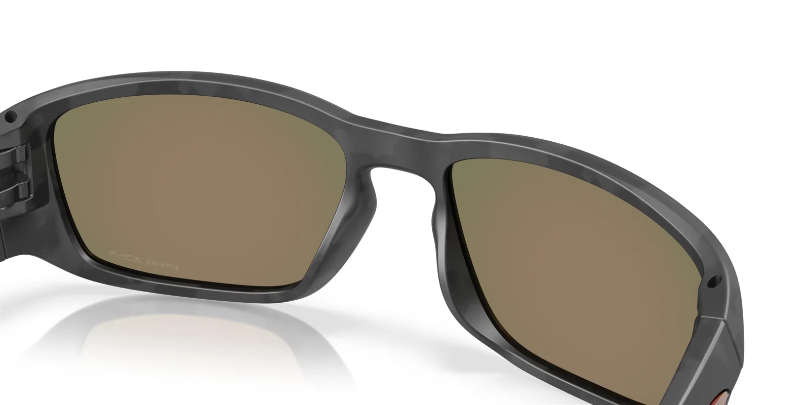 Oakley Tourniquet 9521 Sunglasses - view 45